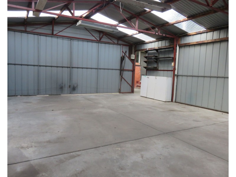 2 Connell Close, Dingley Village VIC 3172