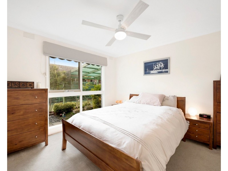 8 Jannali Drive, Dingley Village VIC 3172