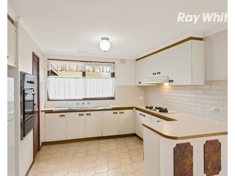 15 Rosella Avenue, Clarinda VIC 3169