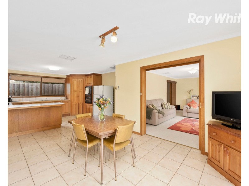 9 Nickson Close, Dingley Village VIC 3172