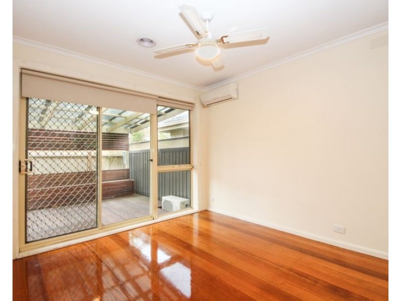 3/6 Neville Street, Mentone VIC 3194