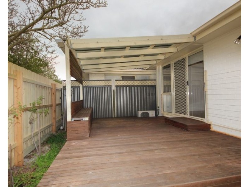 3/6 Neville Street, Mentone VIC 3194