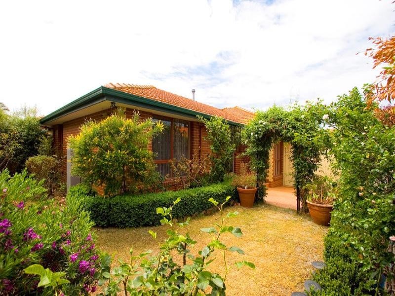 21 Oploo Court, Dingley Village VIC 3172