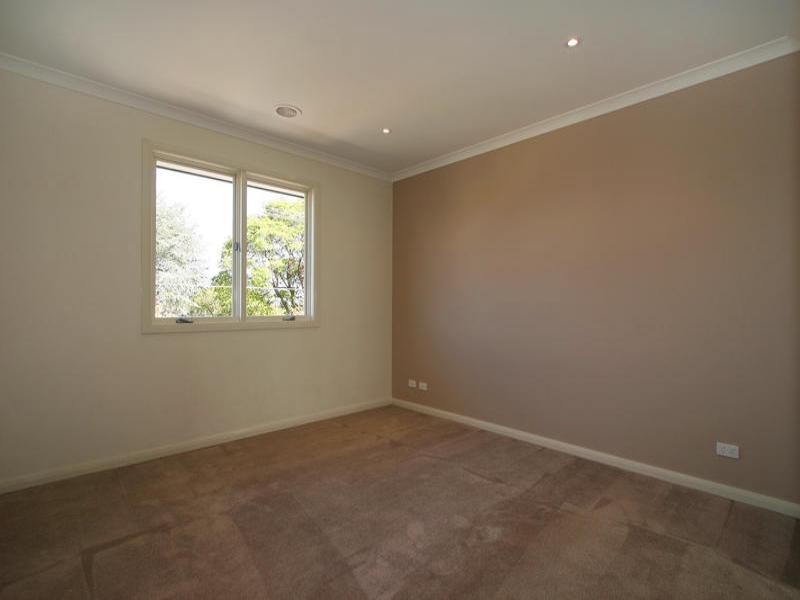 1/29 Forest Park Road, Dingley Village VIC 3172