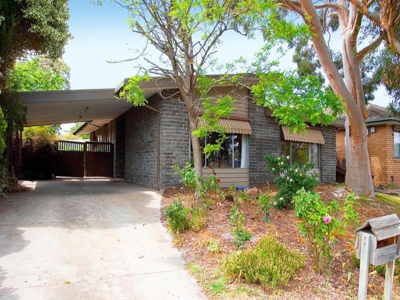 73 Howard Road, Dingley Village VIC 3172