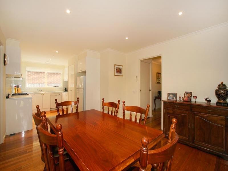 16 Botany Court, Dingley Village VIC 3172