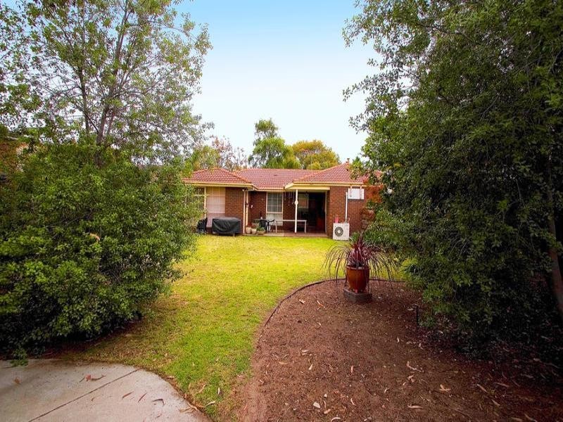 16 Botany Court, Dingley Village VIC 3172