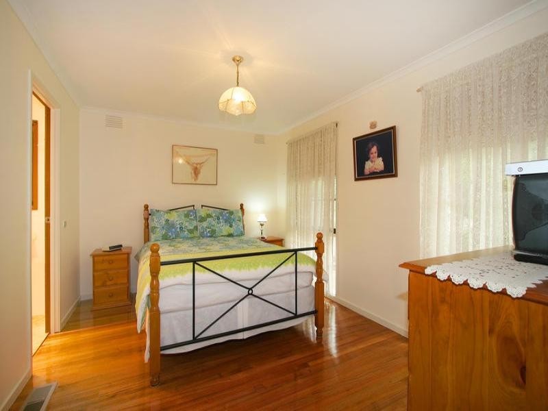 16 Botany Court, Dingley Village VIC 3172