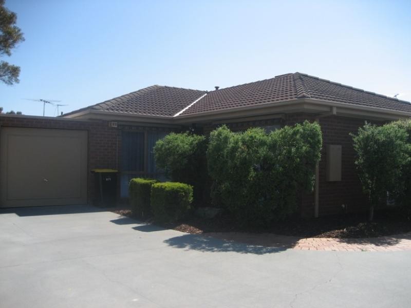 8 Shoal Court, Dingley Village VIC 3172