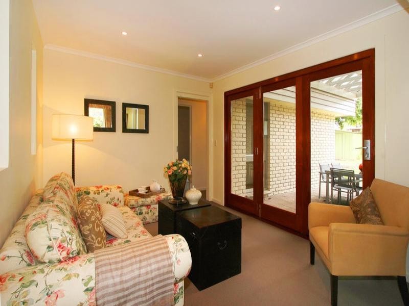 27 Rhoda Street, Dingley Village VIC 3172