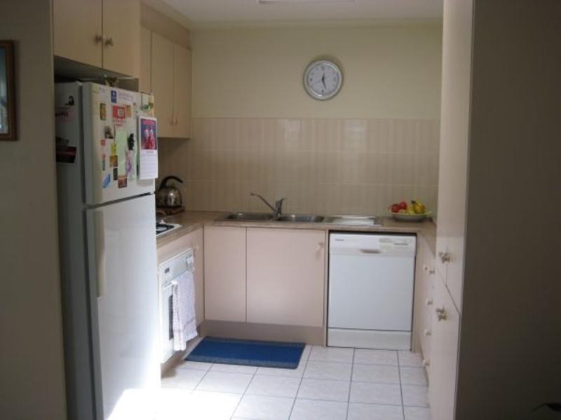 4/11 Hoffman Street, Cheltenham VIC 3192