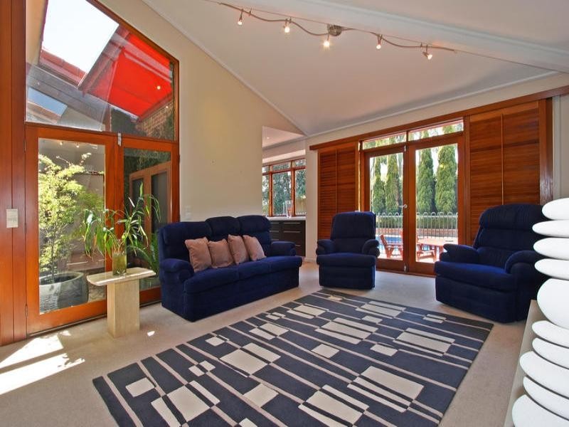 35 Mc Clure Road, Dingley Village VIC 3172