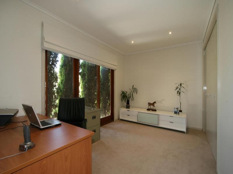 35 Mc Clure Road, Dingley Village VIC 3172