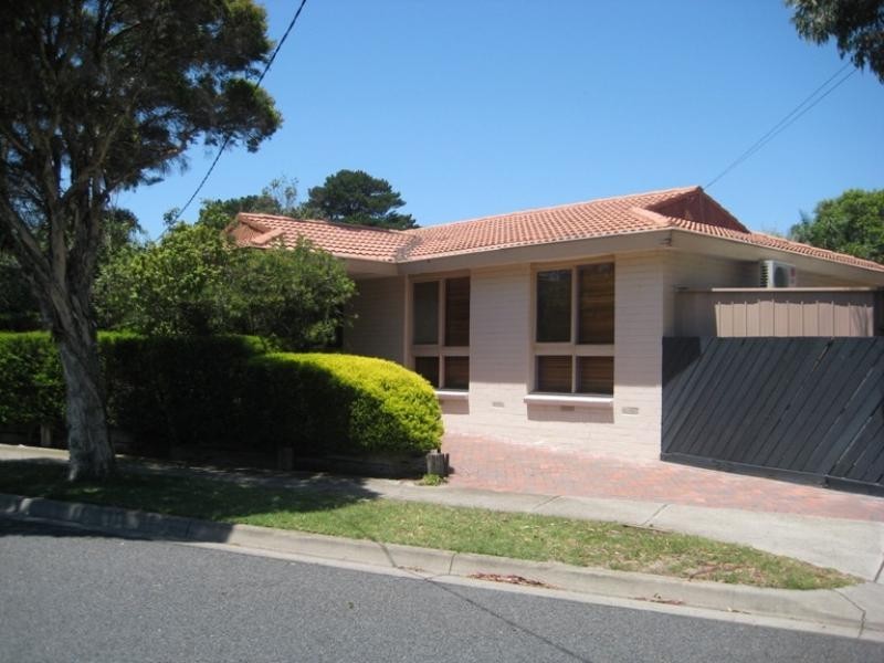 2 Cormorant Place, Dingley Village VIC 3172