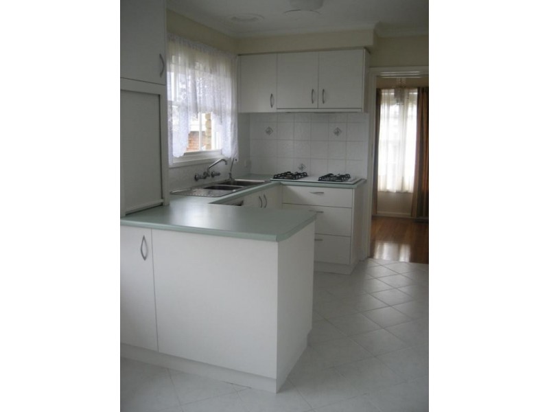 3 Marjorie Avenue, Dingley Village VIC 3172