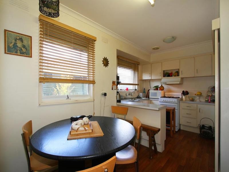 13 Clarence Avenue, Keysborough VIC 3173