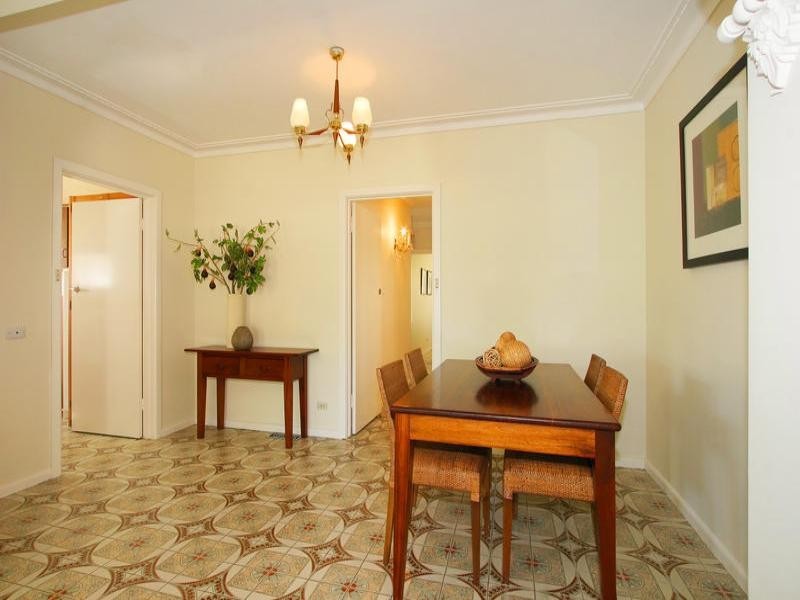 10 Newry Street, Cheltenham VIC 3192