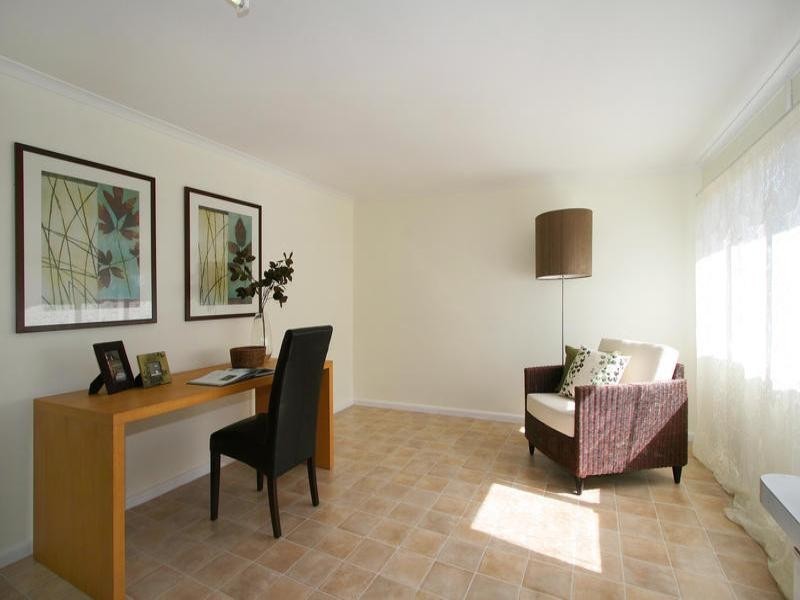 10 Newry Street, Cheltenham VIC 3192