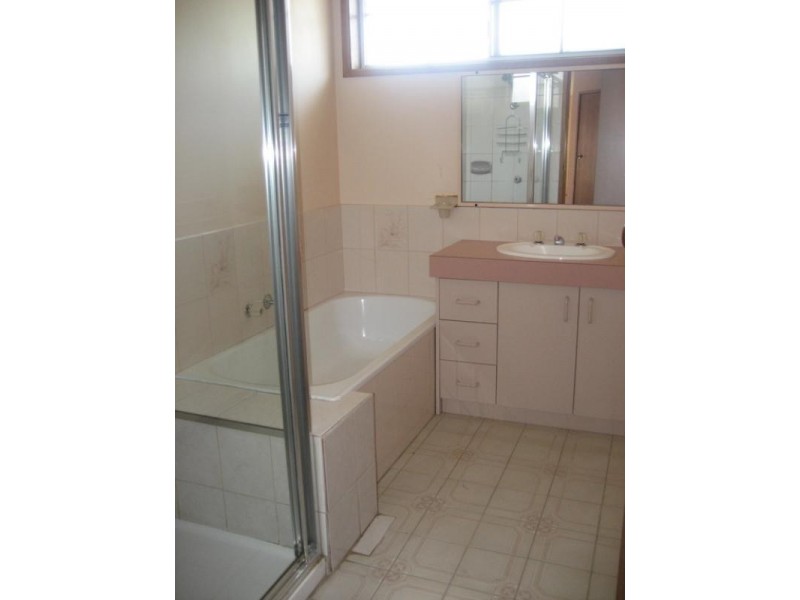 4/276 Spring Road, Dingley Village VIC 3172