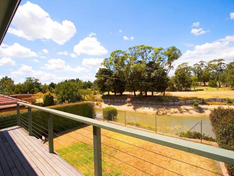 19 Higgins Close, Dingley Village VIC 3172