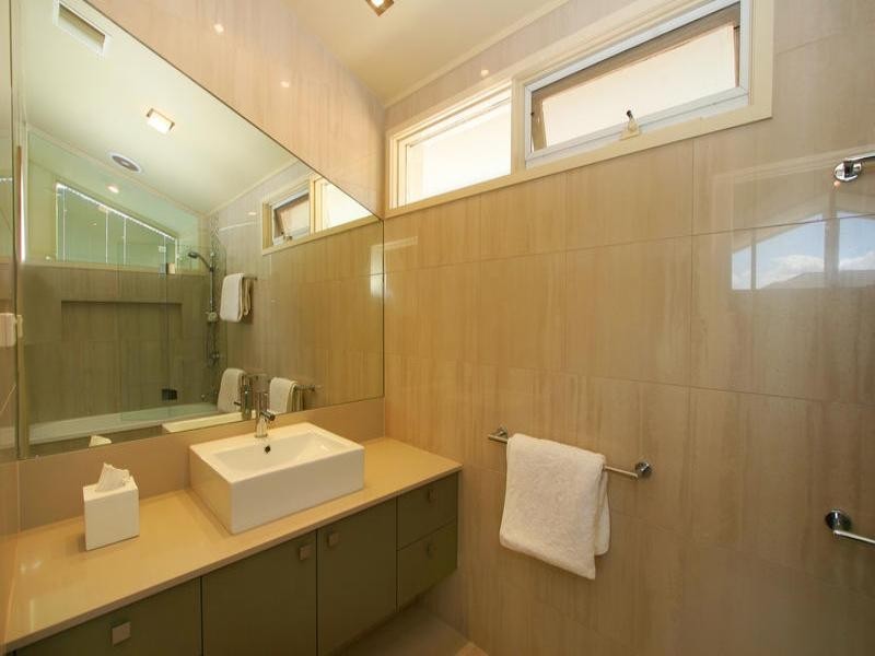 19 Higgins Close, Dingley Village VIC 3172