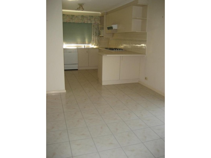 6 Rips Court, Dingley Village VIC 3172