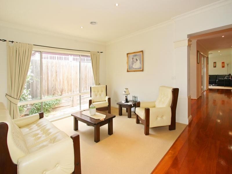 35 Wheatland Crescent, Dingley Village VIC 3172