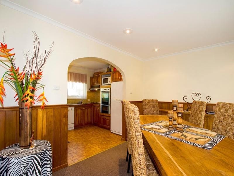 4 Bogey Court, Dingley Village VIC 3172