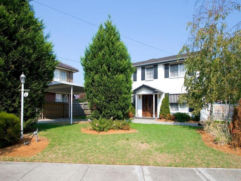 4 Bogey Court, Dingley Village VIC 3172