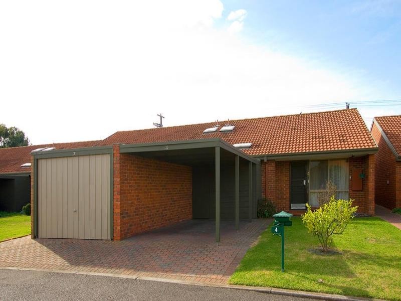 4/52 Centre Dandenong Road, Dingley Village VIC 3172