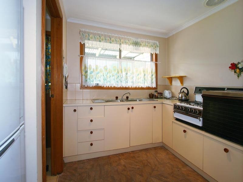 4/52 Centre Dandenong Road, Dingley Village VIC 3172