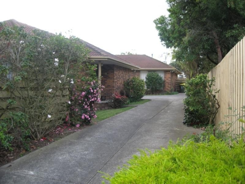 1/3 Barrina Street, Blackburn VIC 3130