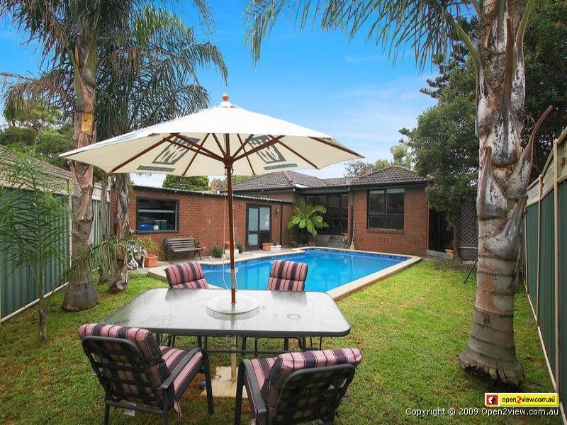 5 Metung Court, Dingley Village VIC 3172