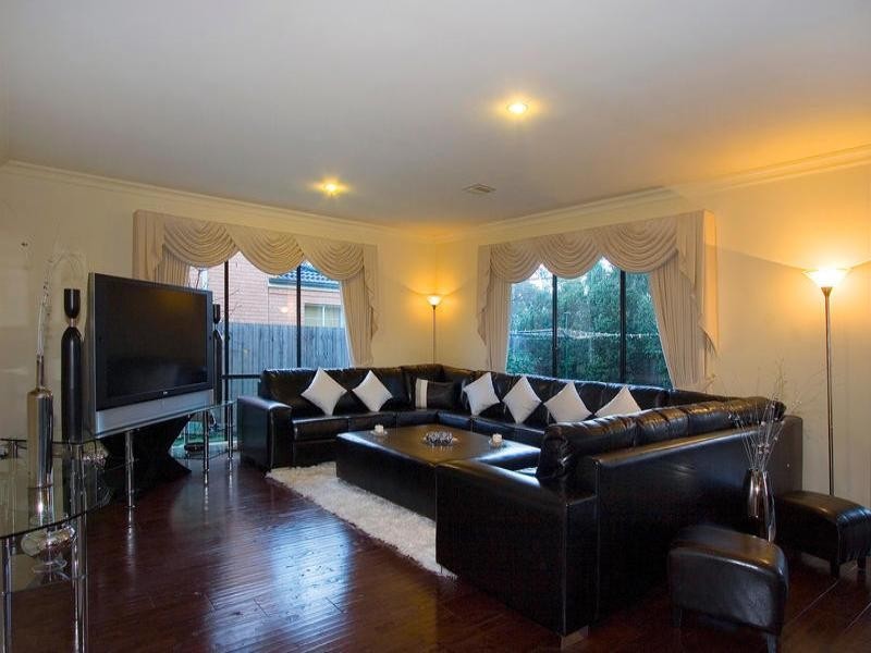 4 Harrier Court, Dingley Village VIC 3172