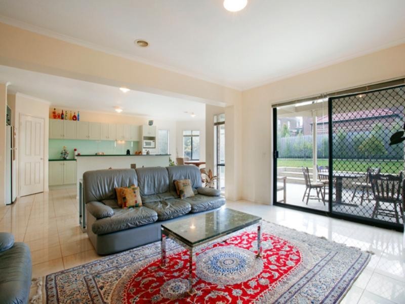 1 Ruby Place, Dingley Village VIC 3172