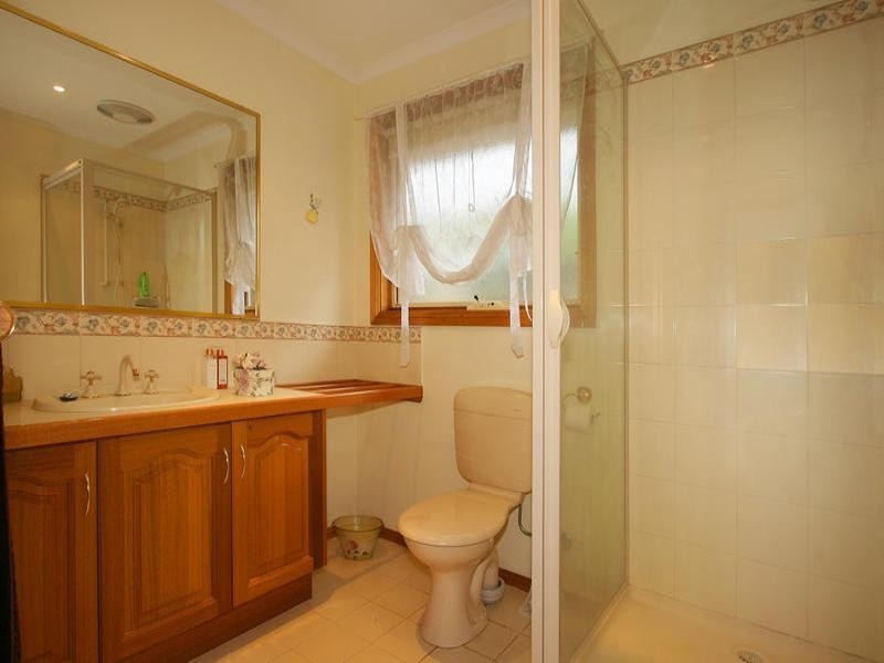 22 Caruana Drive, Dingley Village VIC 3172