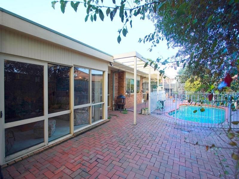 10 Lumeah Court, Dingley Village VIC 3172