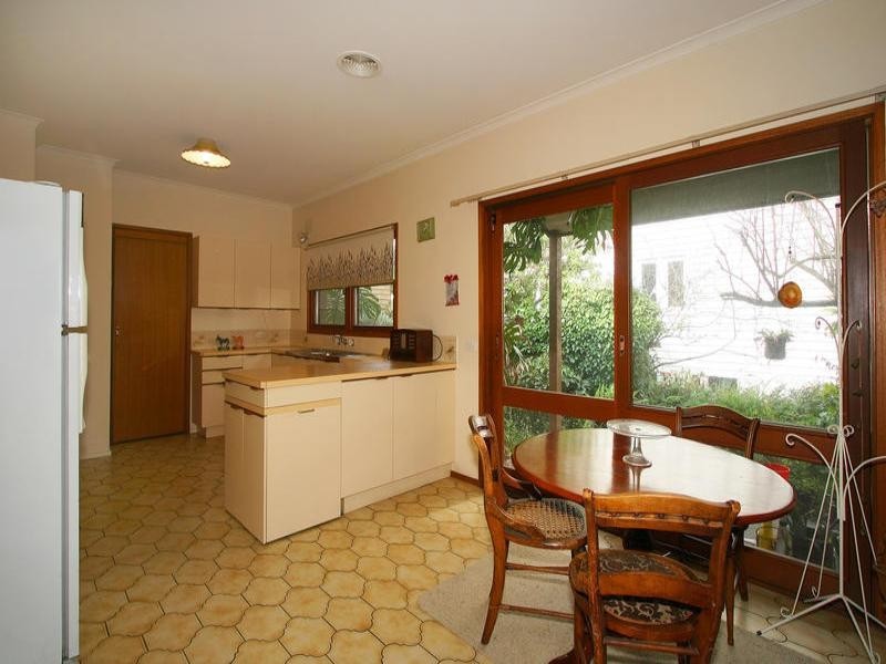 244 Spring Road, Dingley Village VIC 3172