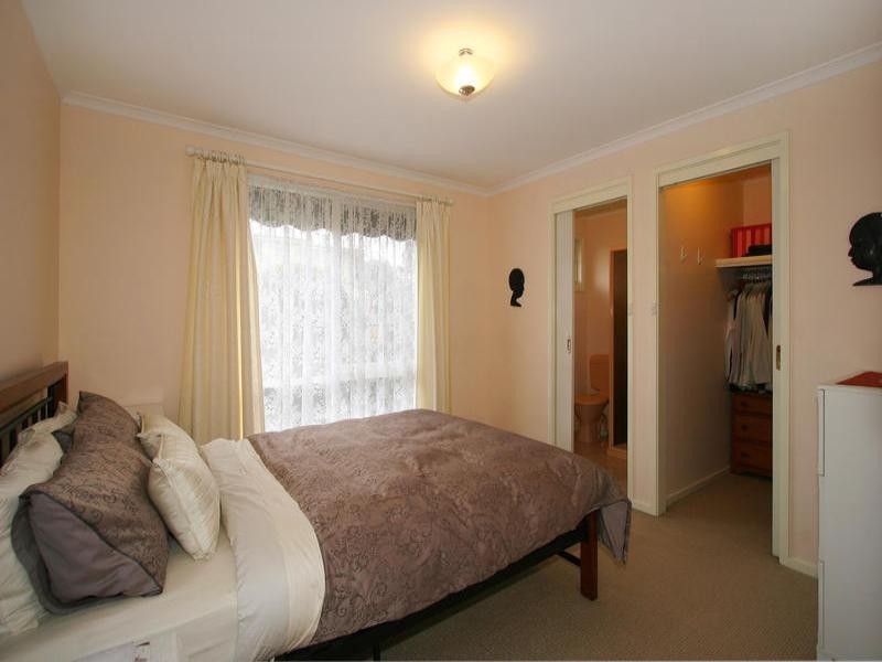 2/687 Heatherton Road, Clayton South VIC 3169