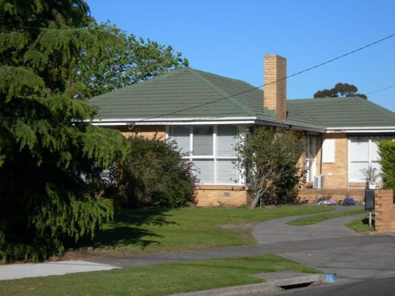1 Fairview Avenue, Cheltenham VIC 3192
