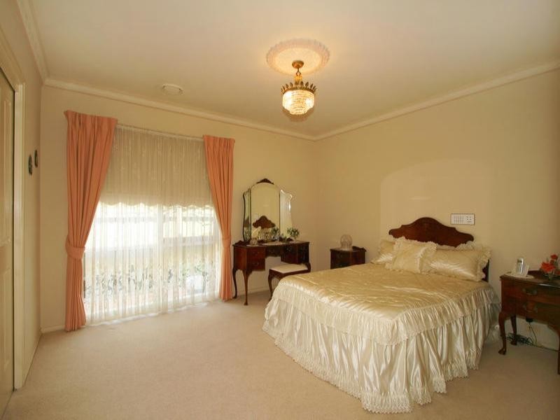 23 Higgins Close, Dingley Village VIC 3172