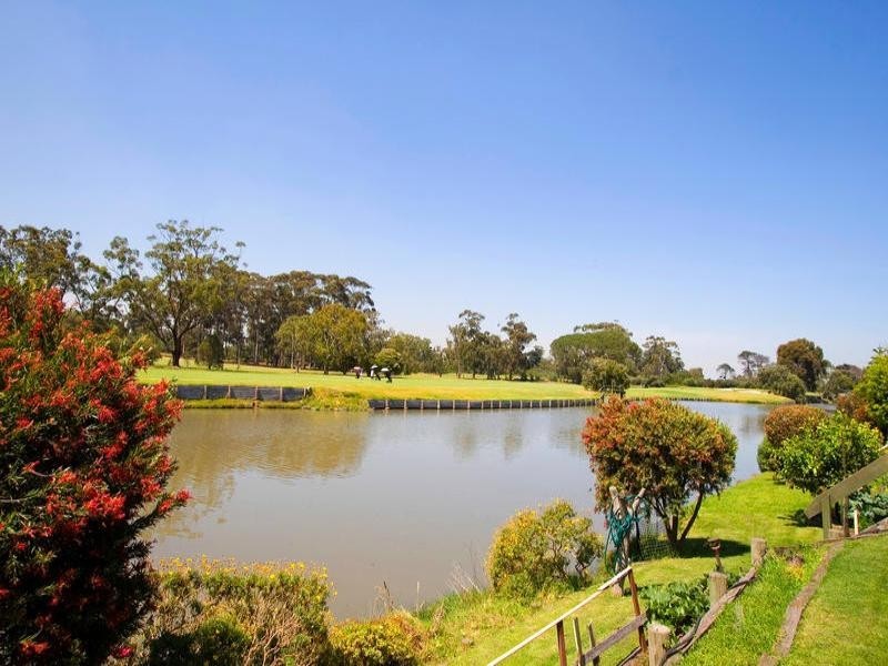 23 Higgins Close, Dingley Village VIC 3172