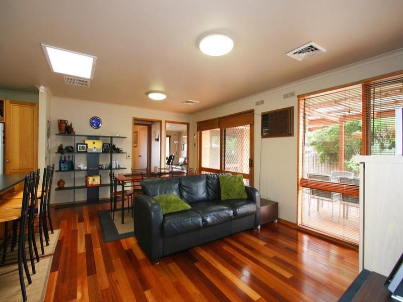 1 Attenborough Court, Dingley Village VIC 3172