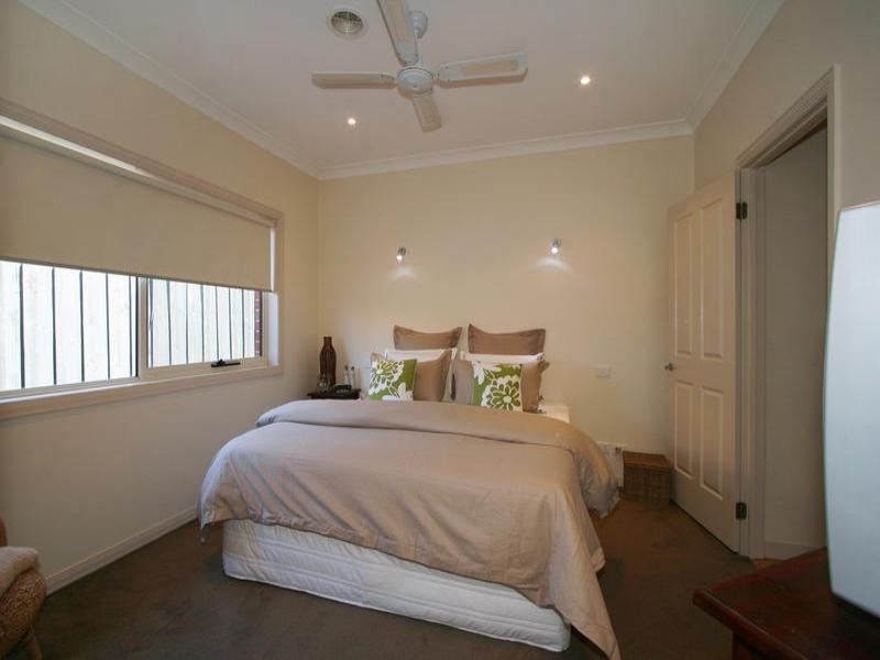 2/36 Lanark Street, Clayton South VIC 3169