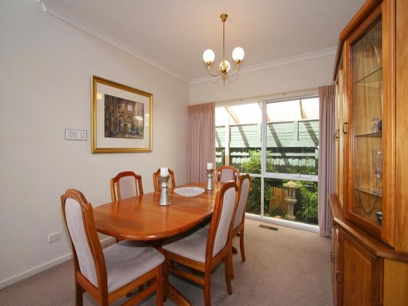 26 Higgins Close, Dingley Village VIC 3172