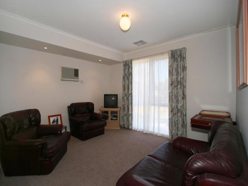 26 Higgins Close, Dingley Village VIC 3172