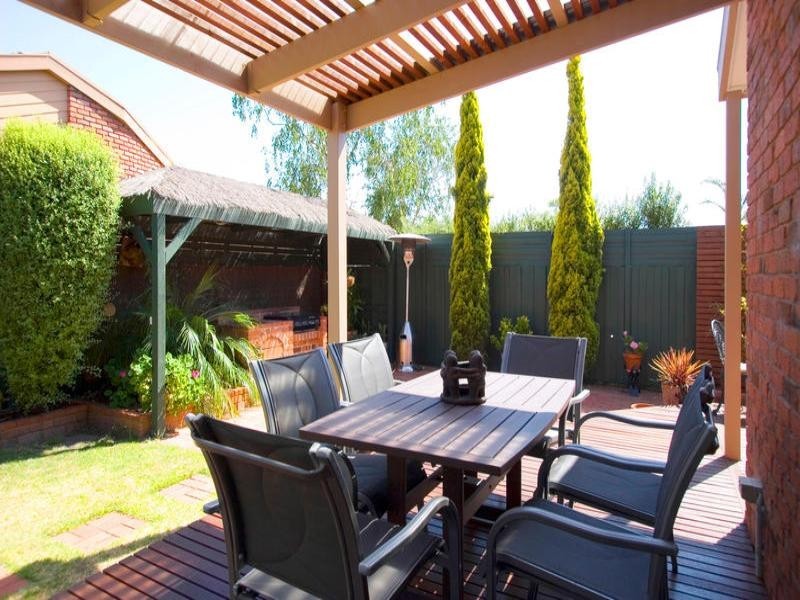 26 Higgins Close, Dingley Village VIC 3172