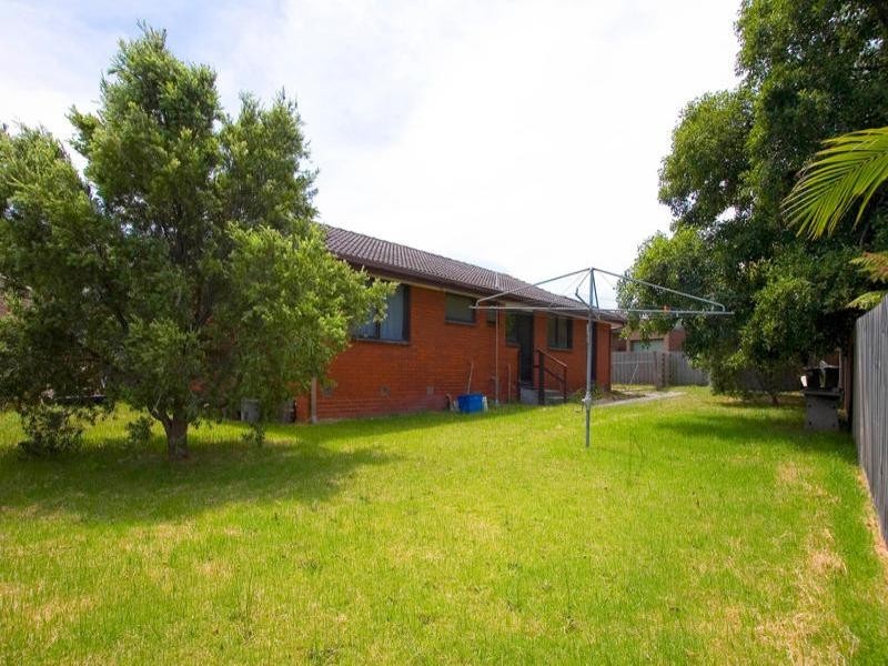 8 Picola Court, Dingley Village VIC 3172