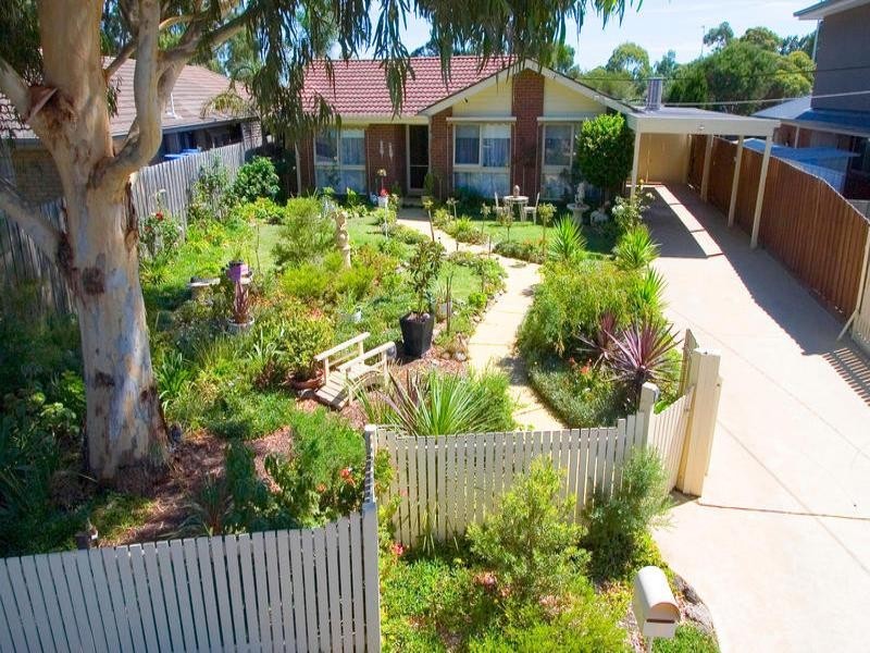 9 Twofold Close, Dingley Village VIC 3172