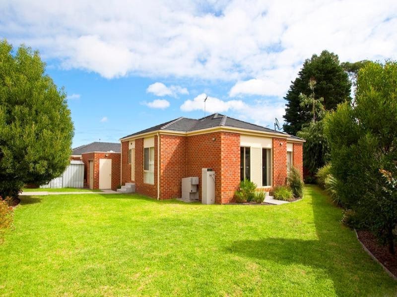 13/22 Bindi Close, Springvale South VIC 3172